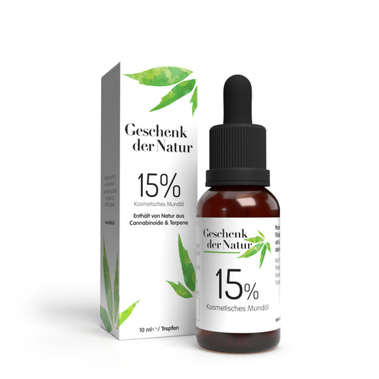 Geschenk der Natur 15% CBD Öl (10ml) - Flasche neben der Verpackungsbox