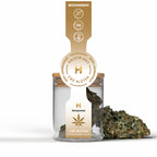 Foto: Etikett der Strawberry Haze CBD Blüte von Hempamed, Detailansicht der Produktinformationen.